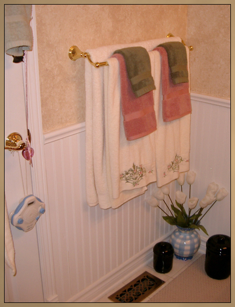 Ensuite Wainscoting, Painting and Faux Finish Painting Photo 1